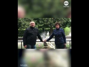 Read more about the article Heroic couple tried to disarm gunman before Bondi Beach terror attack