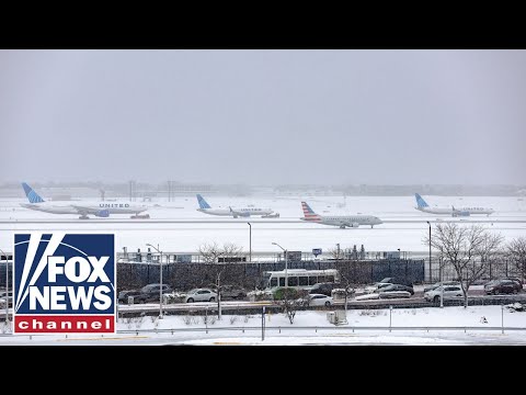 Read more about the article LIVE: Nor’easter slams Northeast with snow, rain and major travel delays — Katie Byrne reports