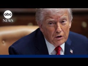 Read more about the article Trump announces ‘COMPLETE BLOCKADE’ of sanctioned Venezuelan oil tankers