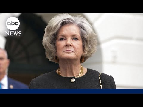 You are currently viewing Trump responds to Vanity Fair interview with Susie Wiles