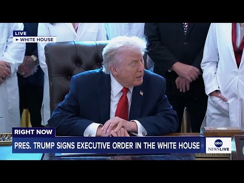 You are currently viewing LIVE: President Trump signs executive order in the White House