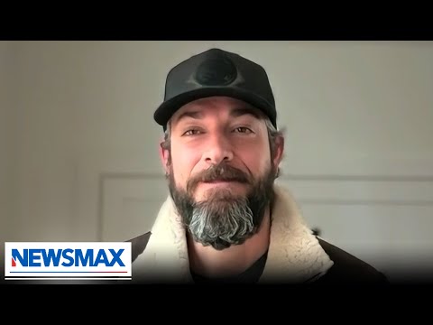 Read more about the article ‘Hold on to your last shred of hope’: Zachary Levi