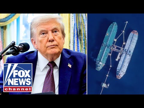 Read more about the article Trump vows armada near Venezuela will grow