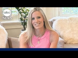 Read more about the article Woman caught on viral Coldplay kiss cam breaks her silence