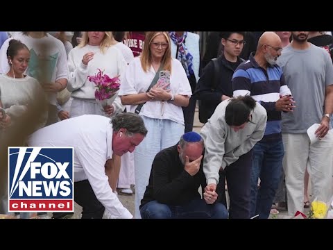 Read more about the article Australia TIGHTENS gun restrictions after Bondi Beach massacre