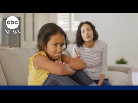 Read more about the article Tips on how parents can help kids manage their emotions during the holidays