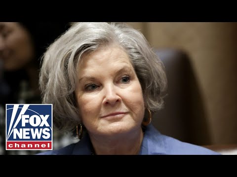 Read more about the article Chris Whipple ‘fumbled’ an opportunity any journalist would kill for: Hugh Hewitt