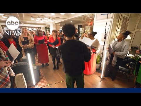 You are currently viewing The love of singing and joy this holiday season