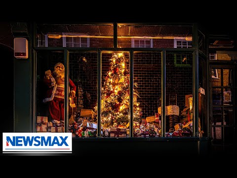 You are currently viewing The joys and challenges of holiday shopping | The Right Squad