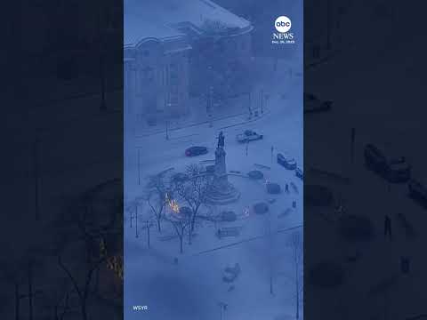 You are currently viewing Snow blankets Syracuse as winter storm sweeps the Northeast