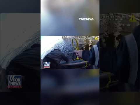 You are currently viewing ‘Saving lives, running towards danger’: Man saved from frigid water in Brooklyn