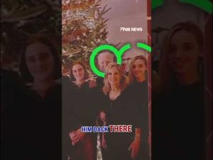 Read more about the article ‘HIDIN’ BIDEN’ barely visible in family Christmas card #foxnews #news #us #fox