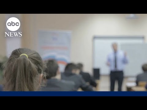 Read more about the article LA school enrollment drops amid ICE raids