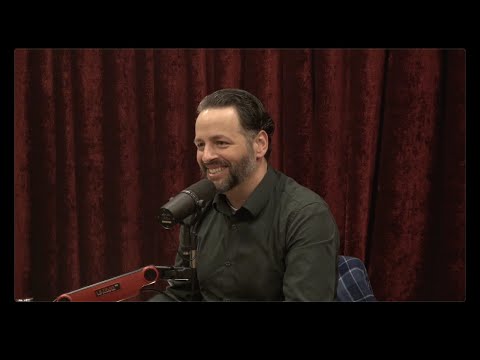 Read more about the article Joe Rogan Experience #2444 – Andrew Wilson