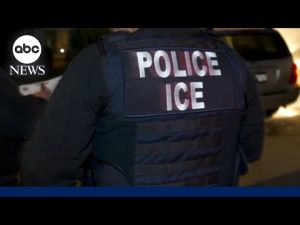 Read more about the article Miami mayor weighs in on immigration crackdown in Minnesota