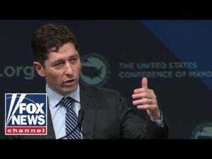 Read more about the article Mayor Jacob Frey pans Trump admin for believing ‘might makes right’