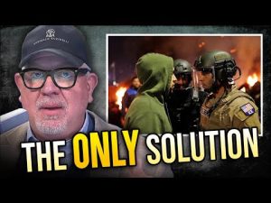 Read more about the article How to Prevent the Minnesota Protests from Spiraling Nationwide