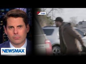 Read more about the article Alex Pretti has Republicans ‘now turning on Republicans’: Rob Finnerty