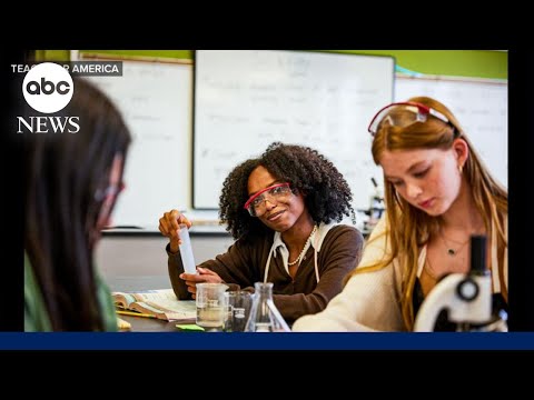 You are currently viewing Why Teach for America is attracting young people during tough job market