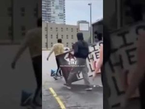 Read more about the article Trump Just Exposed Democrats as Communist Loving Puppets