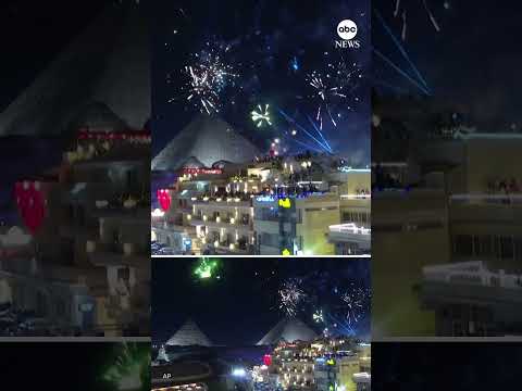 You are currently viewing Fireworks over the Pyramids of Giza as Egypt celebrates new year