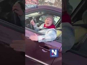 Read more about the article GRAPHIC CONTENT: Cellphone video of fatal Minneapolis ICE shooting