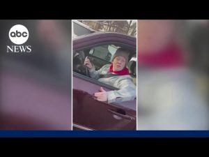 Read more about the article Cellphone video from officer shows moment of fatal shooting of Renee Good