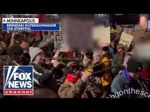 Read more about the article Protesters STORM Minneapolis hotel where ICE agents believed to be staying