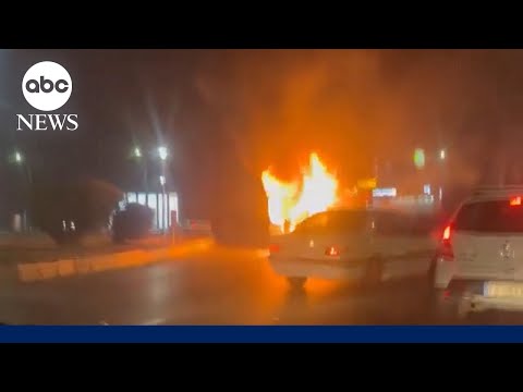 Read more about the article Iran cracks down on anti-government protests