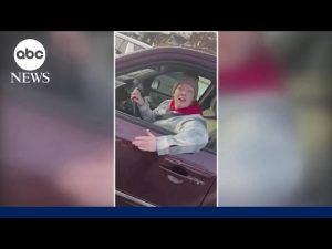 Read more about the article Protests continue in Minneapolis after deadly ICE shooting