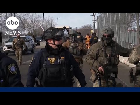 Read more about the article Minnesota sues Trump administration over alleged federal overreach