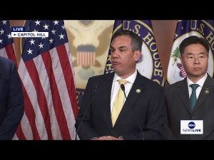 Read more about the article LIVE: House Democratic leaders hold news conference