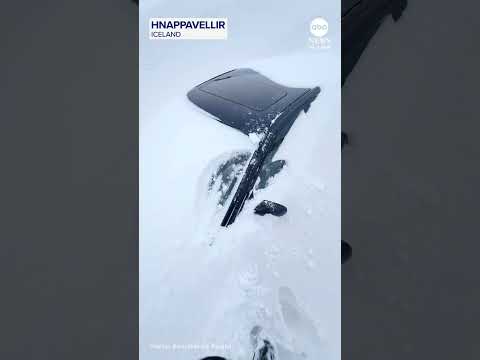 You are currently viewing Car buried in deep snow gives a glimpse of life in Icelandic winter