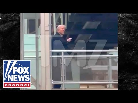 You are currently viewing CAUGHT ON CAM: Trump flips off Ford worker in tense exchange