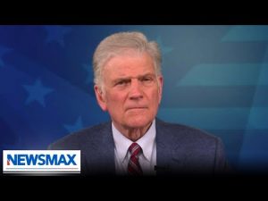 Read more about the article We need God’s help; World feels like it’s ready to implode: Rev. Franklin Graham | National Report