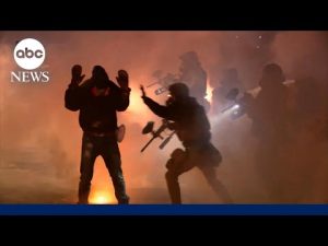 Read more about the article Trump threatens to invoke Insurrection Act in Minnesota