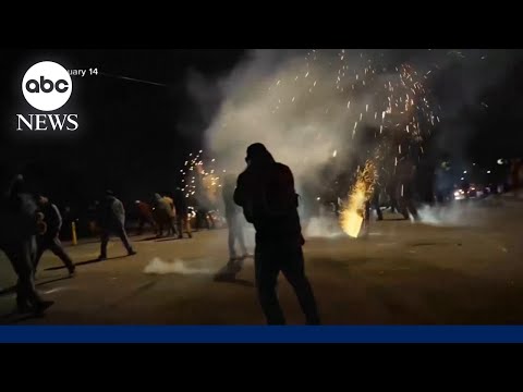 You are currently viewing 2 children hospitalized after federal agents deploy tear gas in Minneapolis