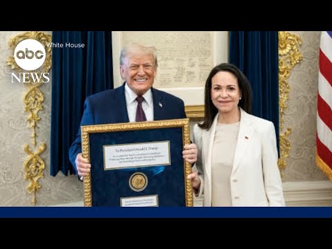You are currently viewing Trump praises Venezuelan opposition leader Machado for giving him her Nobel medal