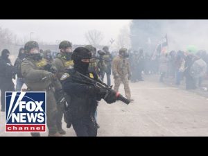 Read more about the article Pentagon readies 1,500 troops as Minneapolis ICE clashes intensify: Report