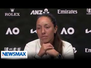 Read more about the article Reporter tries to bait players into bashing Trump | The Right Squad