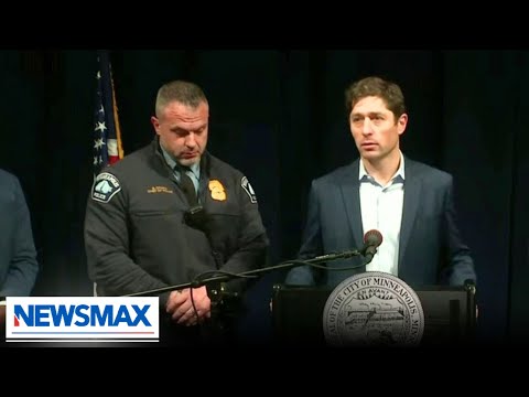 You are currently viewing Minneapolis police chief, mayor provide details on shooting by federal agent