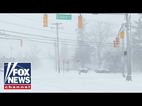 You are currently viewing Red Cross responds as MASSIVE winter storm batters the US