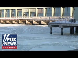 Read more about the article Deadly winter storm cleanup begins as brutal deep freeze hits Northeast