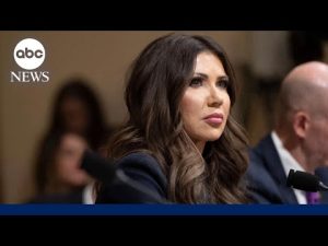 Read more about the article Inside Noem’s Oval Office meeting with Trump on immigration operations in Minnesota