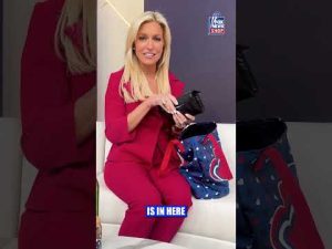 Read more about the article Get your Fox News Proud American Hearts and Stars Tote Bag on the Fox News Shop #ValentinesDay