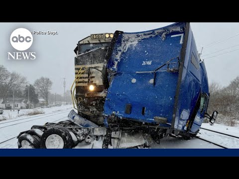 You are currently viewing Massive winter storm slams South as dangerous cold lingers for millions