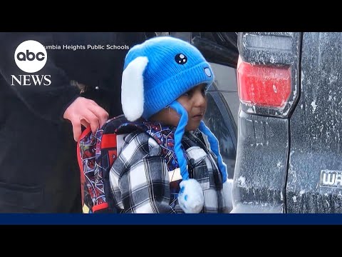 You are currently viewing Federal judge orders release of little boy and father from detention center