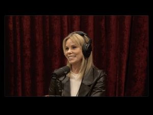 Read more about the article Joe Rogan Experience #2451 – Cheryl Hines