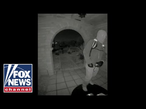 Read more about the article NEW VIDEO: Masked, armed subject at Nancy Guthrie’s door