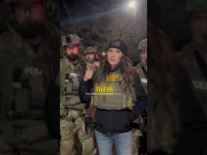 Read more about the article You Won’t Believe What Cardi B Just Said About ICE Agents